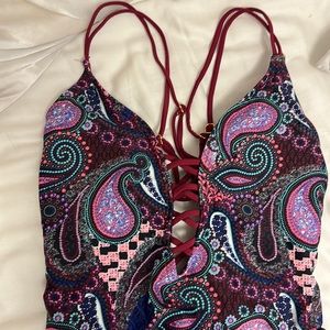 Ambrielle Swim One Piece | L Paisley Print